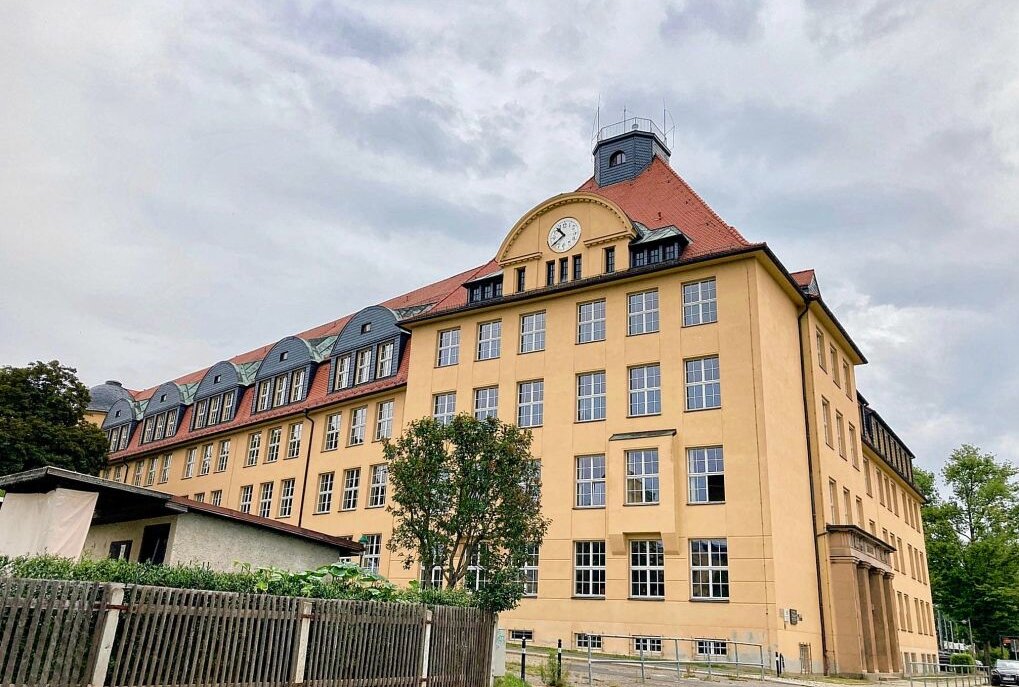 Johannes-Kepler-Gymnasium stellt sich vor - Das Kepler-Gymnasium veranstaltet nächste Woche einen Tag der offenen Tür. Foto: Steffi Hofmann