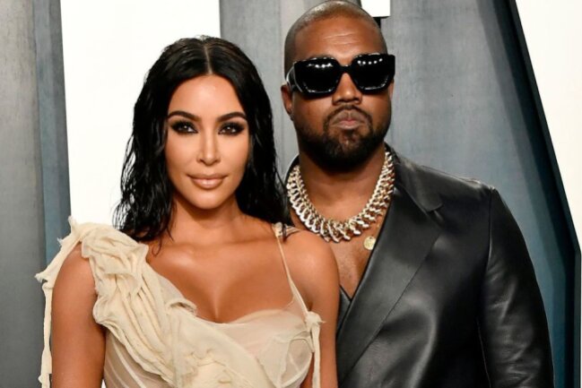 Kanye West entschuldigt sich bei Ex-Frau Kim Kardashian - Kanye West und Kim Kardashian heirateten 2014 und haben vier gemeinsame Kinder. 2021 trennte sich das Paar.
