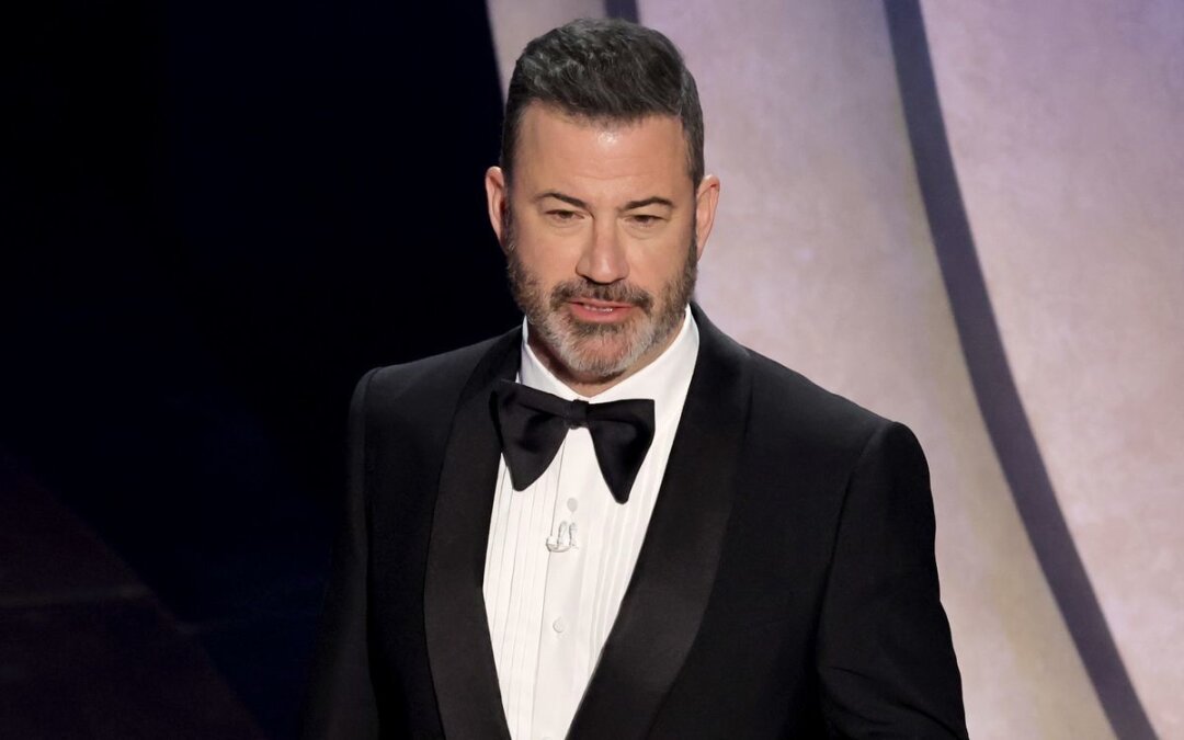 "Keine Aufmerksamkeit bekommen": Oscar-Host Jimmy Kimmel lacht über wütenden Trump-Post - Zum vierten Mal moderierte Jimmy Kimmel am Sonntag die Oscars. In seiner Show "Jimmy Kimmel Live!" sprach er über seine Lieblingsmomente.