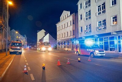 Kellerbrand im Chemnitzer Ortsteil Kappel: Bewohner mussten evakuiert werden - Am Samstag wurde die Feuerwehr in Chemnitz zur Zwickauer Straße 155 gerufen. Foto: Harry Härtel/haertelpress