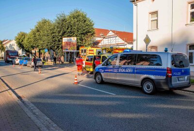 Kettenreaktion mit Folgen: Vier Verletzte bei Auffahrunfall auf B99 - In Zittau sind bei einem Verkehrsunfall auf der B 99 vier Menschen verletzt worden. (Foto: Thomas Baier)