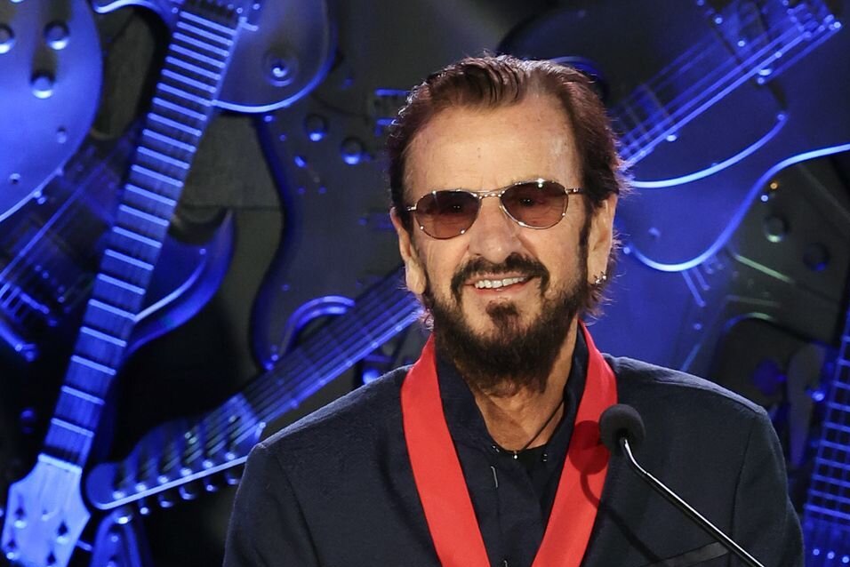 KI-Einsatz bei neuer Beatles-Single: Ringo Starr weist "furchtbare Gerüchte" zurück - Ringo Starr wurde als Schlagzeuger der Beatles bekannt.