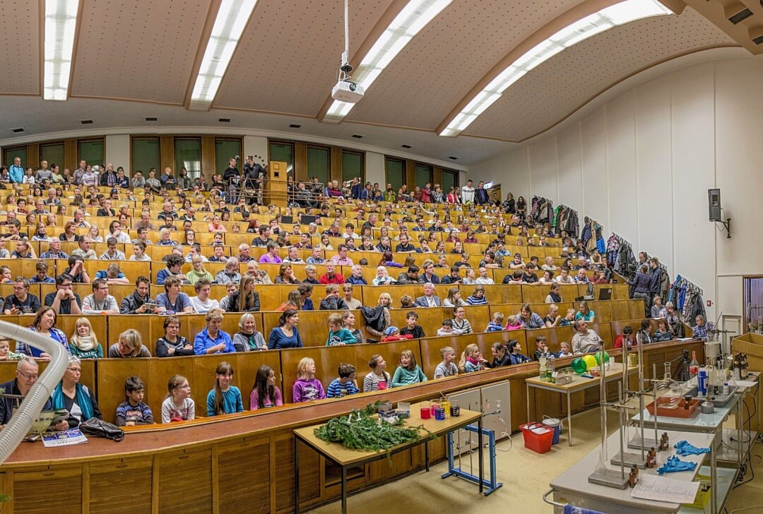 Kinder-Uni: Auf den Spuren künstlicher Intelligenz - Kommenden Sonntag ist an der TU Chemnitz Kinder-Uni. Foto: Jacob Müller/TU Chemnitz