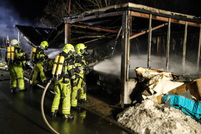 Am Montagabend brannte in Kirchberg ein Carport.