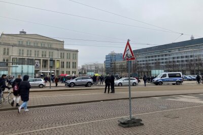 Klimabewegung solidarisiert sich mit ÖPNV-Streiks - Globaler Klimastreik am 3. März in Leipzig. Laut Veranstalter waren 7.500 Menschen dabei. Foto: privat