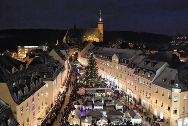 Der Schneeberger Weihnachtsmarkt. Symbolbild. Foto: Ralf Wendland