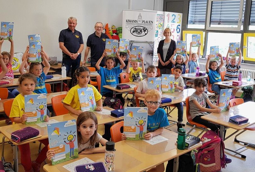 Klub übernimmt Patenschaft für 45 Grundschüler - Das Projekt "Klasse2000" macht Am Wartberg Schule. Kiwanis steht bis 2026 als Sponsor bereit. Foto: Karsten Repert