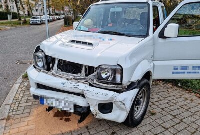 Kollision zweier PKW: Ein Verletzter - lAm Dienstag ereignete sich gegen 15.00 Uhr in Chemnitz ein Verkehrsunfall zwischen zwei PKW. Foto: Harry Haertel