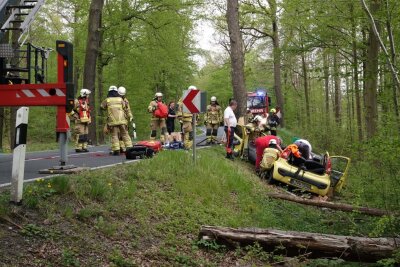 Kontrolle verloren: Schwerer Unfall auf der S81 - Auf der S81 kam es heute zu einem schweren Unfall. Foto: Roland Halkasch