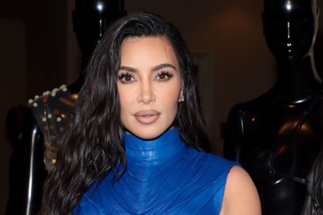 Kosmetik, Eisbad, Zähne: Kim Kardashian nennt skurrile Checkliste für ihren Traummann - Trotz drei gescheiterter Ehen hat Kim Kardashian die Hoffnung noch nicht aufgegeben, noch den Mann ihres Lebens zu treffen.