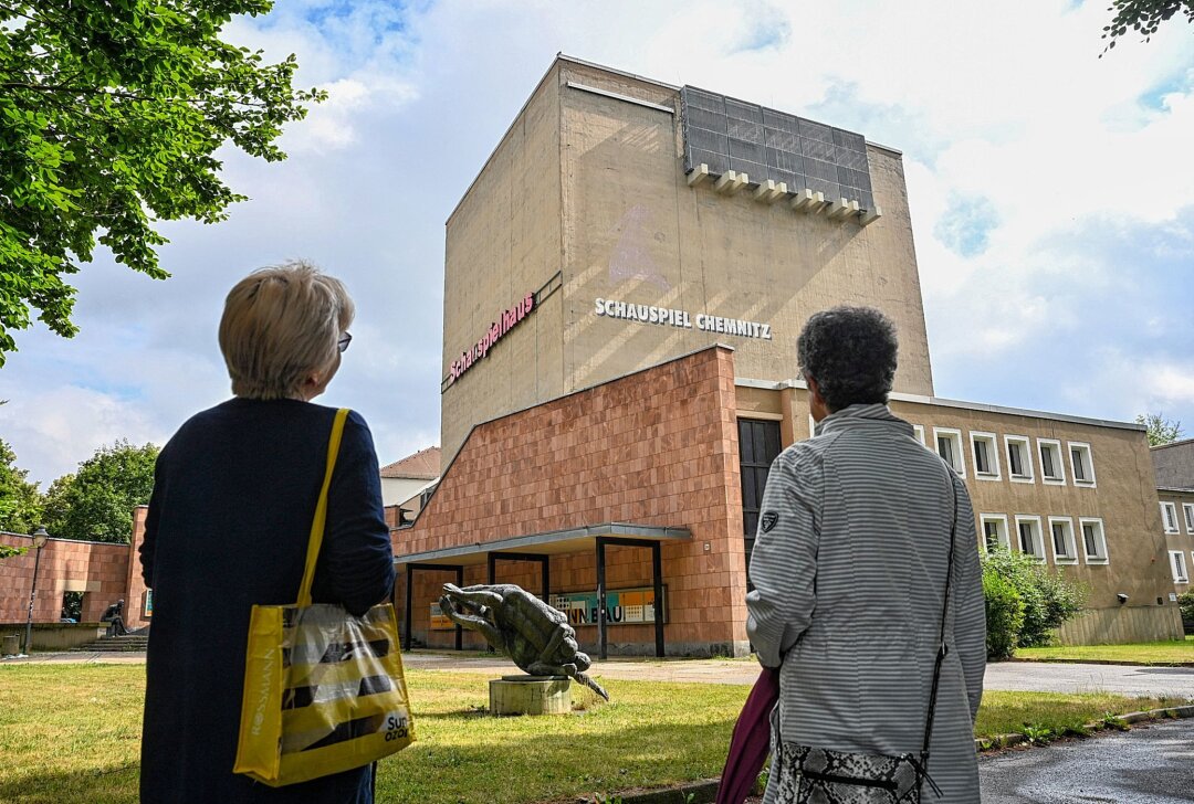 Kostenexplosion: Ist das Schauspielhaus noch zu retten? - Schauspielhaus in Chemnitz. Foto: Andreas Seidel