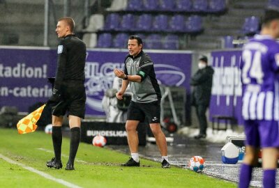 Kumpelduell: Veilchen verlieren haushoch gegen Schalke -  FC Erzgebirge Aue vs. FC Schalke 04. Foto: Sven Sonntag