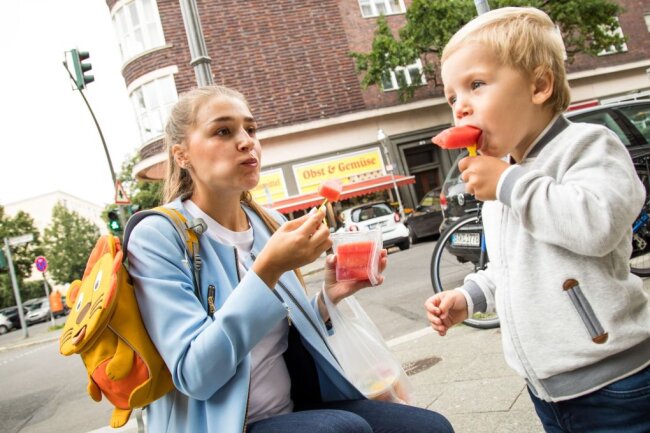 Lecker und gesund: Vegetarisch essen als Familie - Eltern können Kindern Lust auf vegetarisches Essen vermitteln.
