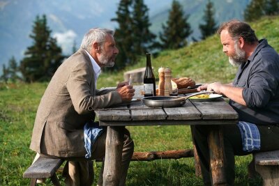 Liam Neeson unter Druck: Das sind die Heimkino-Highlights der Woche - Vincent (Lambert Wilson, links) lernt von Pierre (Grégory Gadebois), die "einfachen Dinge" im Leben zu schätzen.