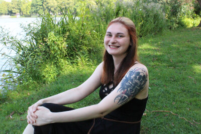 Lisa (22) aus Chemnitz hat ein Organspende-Tattoo - Das wohl auffälligste Motiv ist der Wolf, den die Chemnitzerin auf ihrer Schulter trägt. 