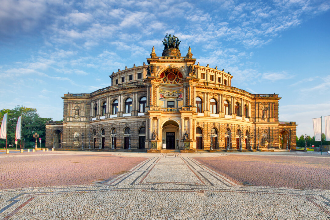 Location: Semperoper Dresden - Semperoper Dresden.