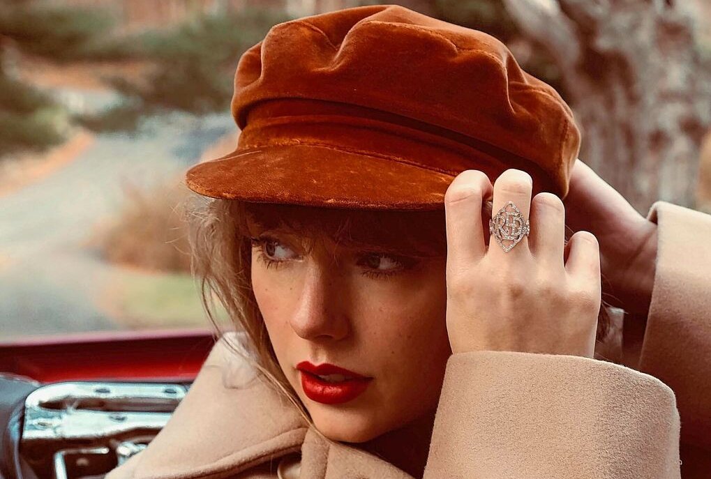 "Loving Him Was Red" - Tayler Swift neues Album "Red (Taylor's  Version)" erschien am 12. November 2021. Foto: Universal 