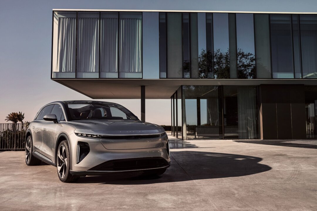 Lucid Gravity: US-Newcomer stellt Elektro-SUV vor - Will gegen Tesla Model X oder Mercedes EQS SUV bestehen: das 900-Volt-SUV Gravitiy von Lucid.