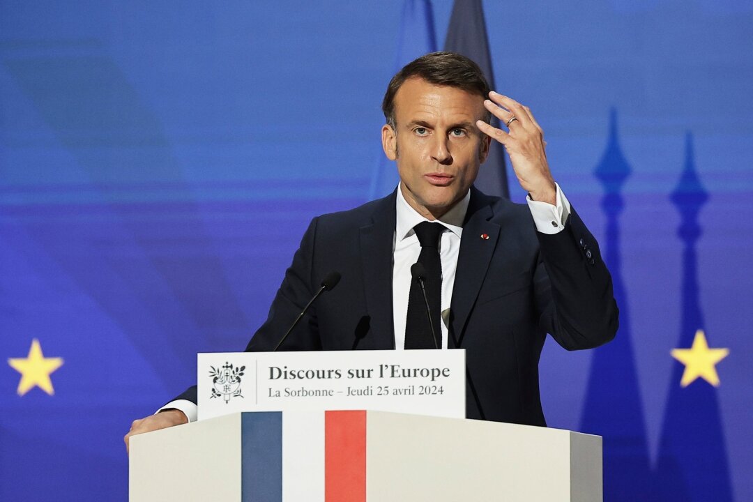 Macron fordert Ruck in der EU - "Europa kann sterben" - Der französische Präsident Emmanuel Macron fordert eine europäische Verteidigungsstrategie mit einer gemeinsamen Rüstungsindustrie und einer über Fonds der EU finanzierte beschleunigte Aufrüstung.