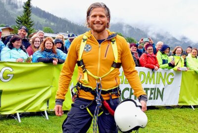 März: 14. Staffel von "Die Bergretter" startet im TV - Schauspieler Sebastian Ströbel ist zu sehen. Foto: Maik Bohn