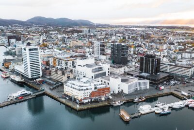 Mal feurig, mal gesalzen: Europas Kulturhauptstädte 2024 - Skyline von Bodø: Die Kulturhauptstadt nördlich des Polarkreises hat 54 000 Einwohner.