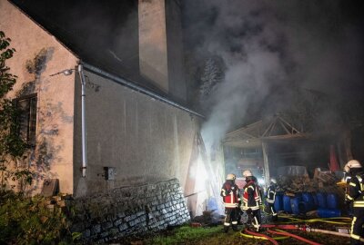 Mann bei Brand in Olbernhau verletzt - Brand in Olbernhau. Foto: B&S/Robert Butter