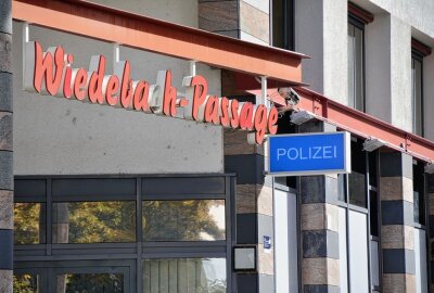 Mann fährt betrunken zum Polizeiposten - Der 39 Jährige erschien am Dienstag unter Alkoholeinfluss in der Außenstelle des Polizeireviers Leipzig-Connewitz. Foto: Anke Brod