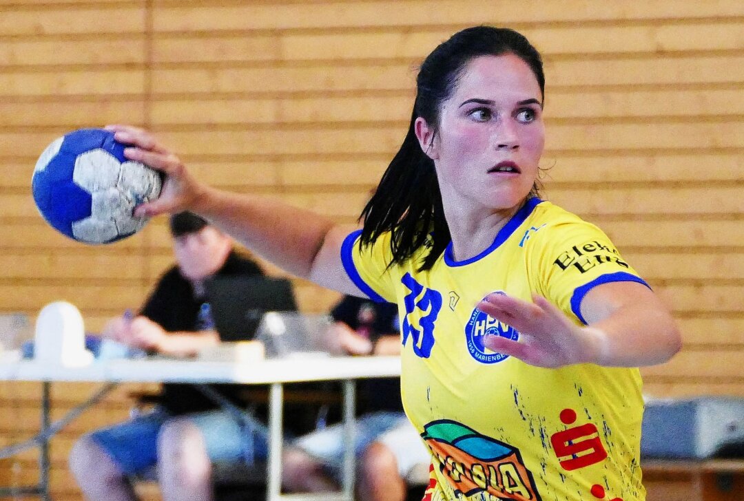 Marienberger Handballerinnen gelingt Überraschungserfolg - Mit elf Toren war Vivian Dresel die erfolgreichste Marienberger Werferin. Foto: Andreas Bauer