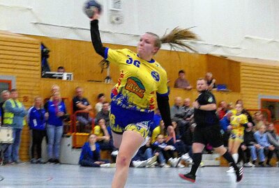 Marienberger Handballerinnen mit neuem Trainergespann auf Erfolgskurs - Mit neun Treffern war Lisa Rohrlapper die erfolgreichste Werferin an diesem Tag. Foto: Andreas Bauer