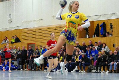 Marienberger Handballerinnen mit neuem Trainergespann auf Erfolgskurs - Natalie Holeckova brachte es auf zwei Treffer. Foto: Andreas Bauer