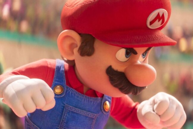 Mario, immer wieder Mario: Die bekannteste Figur der Gaming-Welt im Wandel der Zeit - Super, Mario! Nintendos Maskottchen beweist, dass man auch als kleiner, dicker Schnauzbartträger große Sprünge machen kann. Seit über 35 Jahren ist er der Superpromi unter den Videogame-Charakteren - und feiert demnächst sein großes Kino-Comeback. Ein Rückblick von den Anfängen bis in die Zukunft!