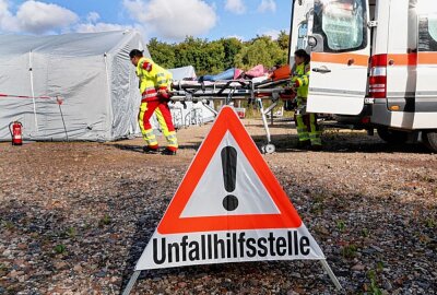 Die Medizinische Task Force übt den Einsatz in Katastrophensituationen. Foto: Harry Härtel