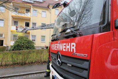 Mehrere Feuerwehren zu Großeinsatz in Schneeberg alarmiert - Angebranntes Essen sorgt für Großeinsatz der Feuerwehren. Foto: Niko Mutschmann