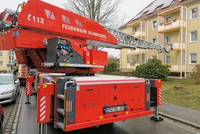Mehrere Feuerwehren zu Großeinsatz in Schneeberg alarmiert - Angebranntes Essen sorgt für Großeinsatz der Feuerwehren. Foto: Niko Mutschmann