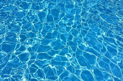 Mehrfache Belästigung im Zwickauer Schwimmbad - Im Laufe ihrer Aussage wurde bekannt, dass weitere Mädchen im Schwimmbad durch den Tatverdächtigen belästigt wurden. Foto: CharlesRondeau/Pixabay