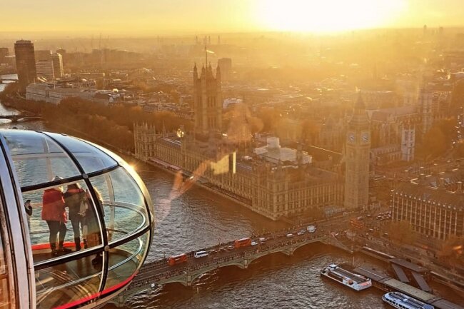 Meine Top 10 Reisetipps für London - Ein Blick aus dem London Eye bei Sonnenuntergang in London.