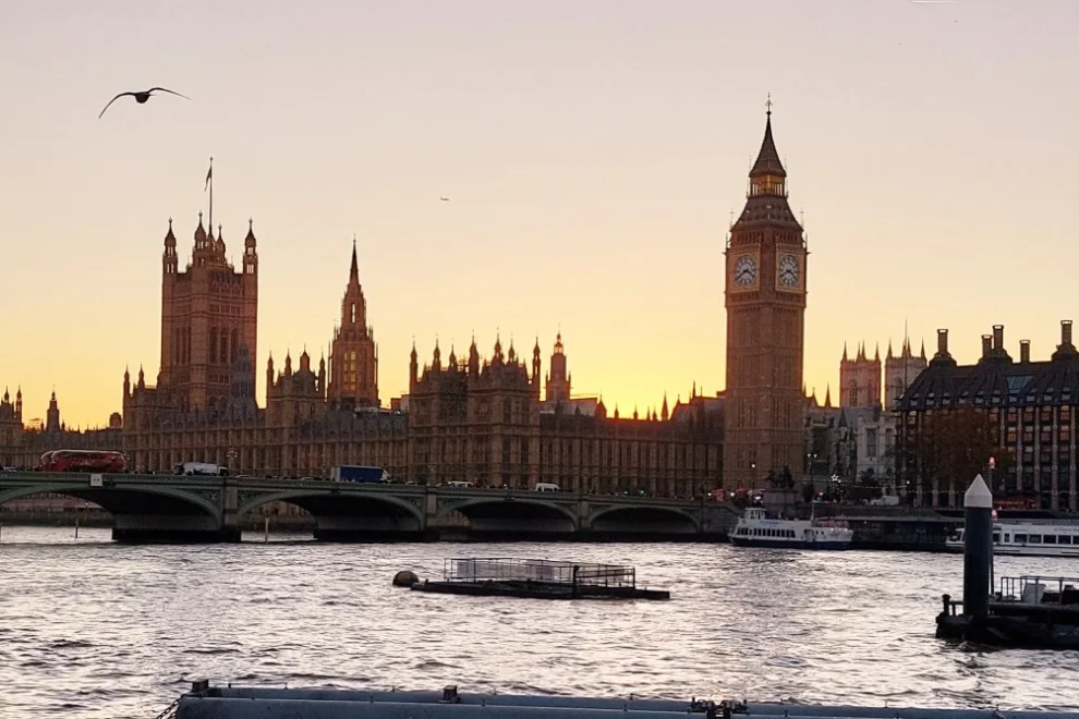 Meine Top 10 Reisetipps für London - Palace of Westminster und Big Ben. London ist immer eine Reise wert.