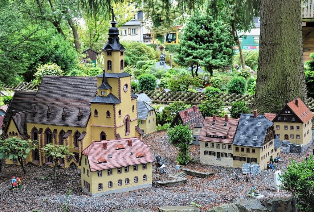 Miniaturpark: Klein-Erzgebirge ein Oederan hat viel zu bieten - Im Kleinerzgebirge Oederan sind mehr als 200 Modelle zu sehen. Foto: Knut Berger