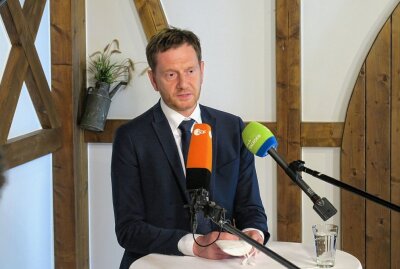 Ministerpräsident Kretschmer besucht Zwönitz und lobt "engagierte Bürgerschaft" - Ministerpräsident Kretschmer war zu Gast in Zwönitz. Foto: Niko Mutschmann