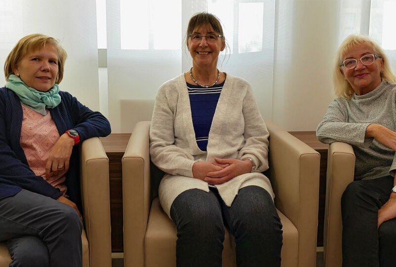Karin Keul, Birgit Behne und Annette Richter sind als Patientenfürsprecherinnen tätig. Foto: LRA