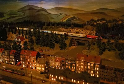 Modellbahn-Ausstellung lädt nach Gelenau ein - In den Winterferien lädt der Erzgebirgische Modellbahn-Club (EMC) Gelenau ein. Foto: Thomas Fritzsch/PhotoERZ
