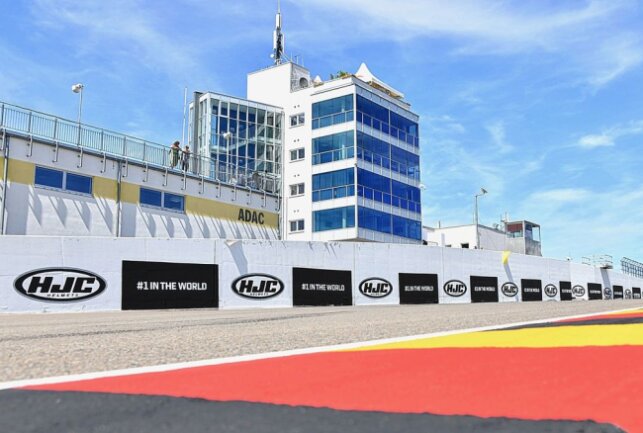 Der Motorrad Grand Prix von Deutschland auf dem Sachsenring ist bis 2026 gesichert. Foto: Thorsten Horn