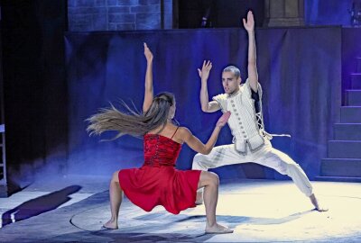 Musical "Artus-Excalibur" feiert diesen Freitag im Plauener Parktheater Premiere - Viel Temperament und tänzerisches Können zeigen die Mitglieder des Ballett-Ensembles. Foto: Thomas Voigt