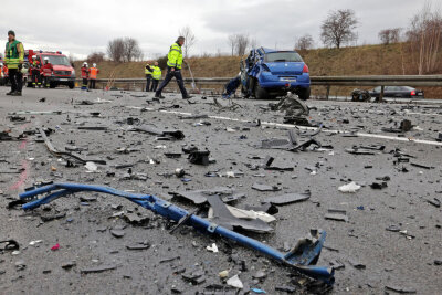 Verheerender Unfall auf der A4. 