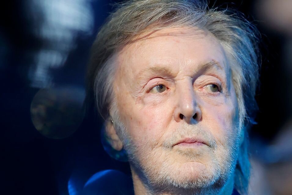 Nach über 50 Jahren: Paul McCartney und sein gestohlener Bass wieder vereint - Paul McCartney darf sich nach über 50 Jahren freuen, seinen heißgeliebten Bass wieder spielen zu dürfen.