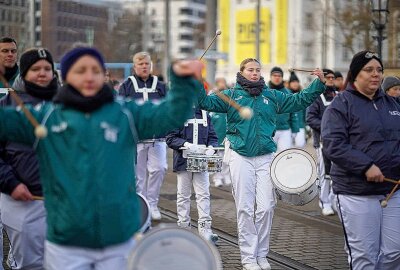 Nach zwei Jahren Pause: Dresdner Stollenfest sorgt für strahlende Augen - Das Stollenfest in Dresden ist wieder da. Foto: xcitepress/Finn Becker