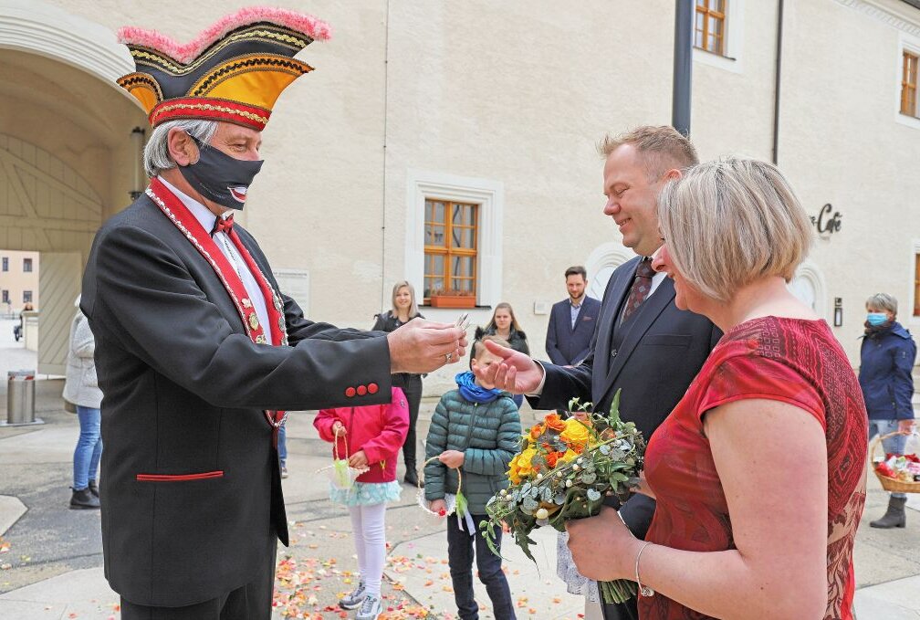 Närrische Hochzeitsgrüße in Freiberg - Foto: Wieland Josch