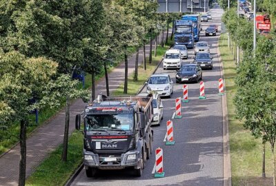 Neue Einschränkungen für Autofahrer auf der Neefestraße - Die stadtwärtige Fahrbahn wird von Montag bis Freitag zwischen 8 Uhr und 14 Uhr halbseitig gesperrt. Foto: Harry Haertel