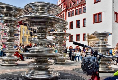 Neuer Marktbrunnen in der Chemnitzer City feierlich eröffnet - Die neuen Marktbrunnen sind eröffnet. Foto: Steffi Hofmann