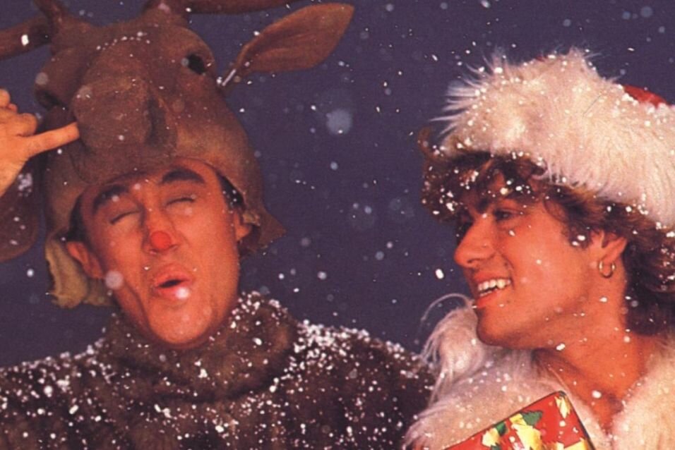 Neuer Rekord: Weihnachtslieder dominieren Single-Charts - "Last Christmas" von Wham! stand bei den Deutschen auch 2022 wieder hoch im Kurs, aber auch sonst wurde so viel Weihnachtsmusik gehört wie nie zuvor, wie aus einer aktuellen Charts-Analyse hervorgeht.